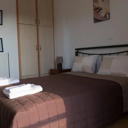 Sophia Mountain Yírion