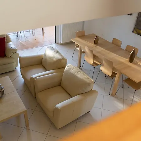 Willa Sophia Mountain Yírion