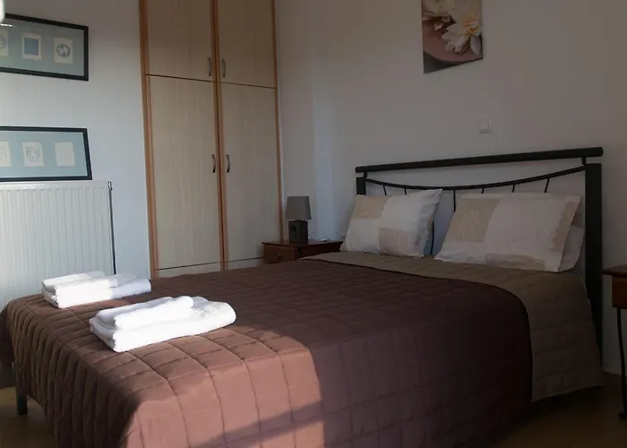 Sophia Mountain Yírion